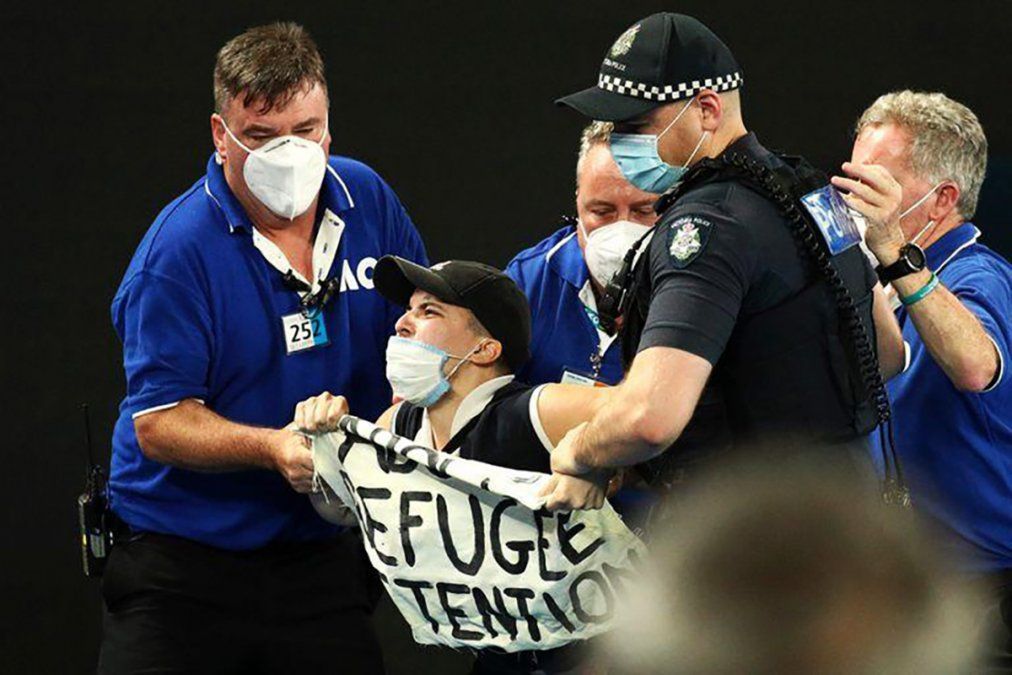 Ocurrió una protesta durante el segundo set del Abierto de Australia