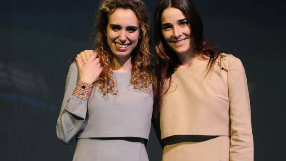 Juana Viale despidió a su amiga Victoria Césperes y su hermano Nacho Viale la acompañó en el dolor. 