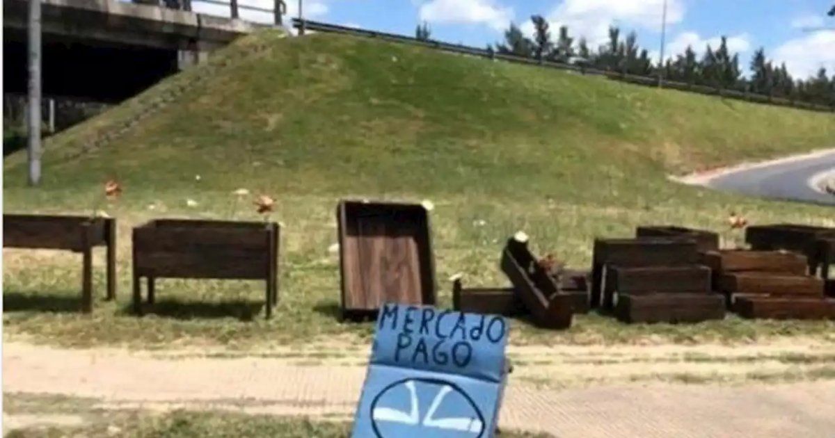 Eduardo es un vendedor ambulante de Pilar que se volvió viral