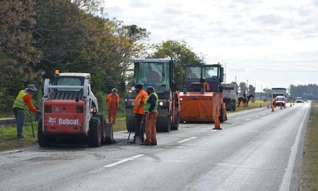 Scarpin dijo que Nación analiza pagar lo adeudado a las empresas que habían iniciado las obras de mantenimiento en la Ruta Nacional N° 11. Scarpin dijo que Nación analiza pagar lo adeudado a las empresas que habían iniciado las obras de mantenimiento en la Ruta Nacional N° 11.