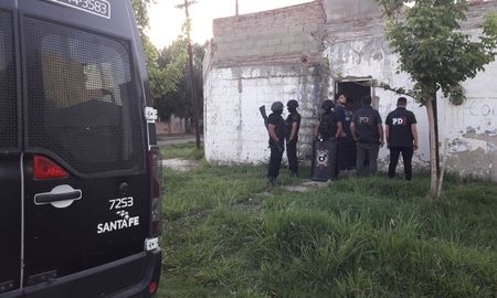 allanamientos: dos detenidos, uno de ellos por el robo a panaderias allanamientos: dos detenidos, uno de ellos por el robo a panaderias
