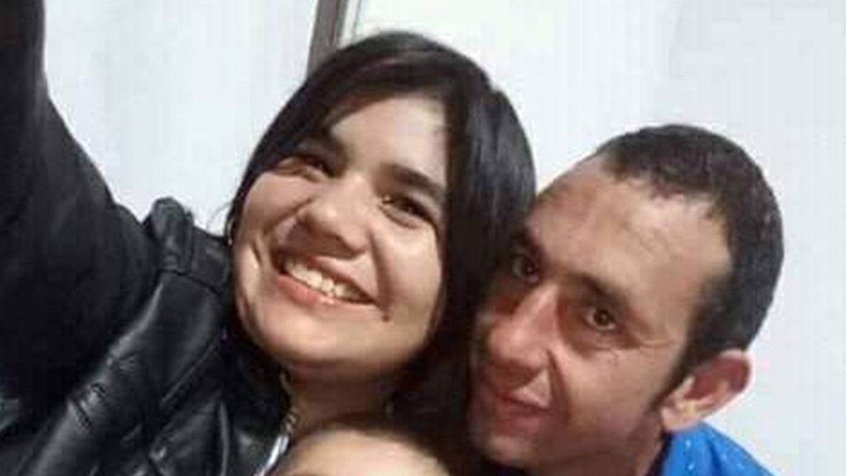 Mar&iacute;a Virginia Caro junto a su femicida