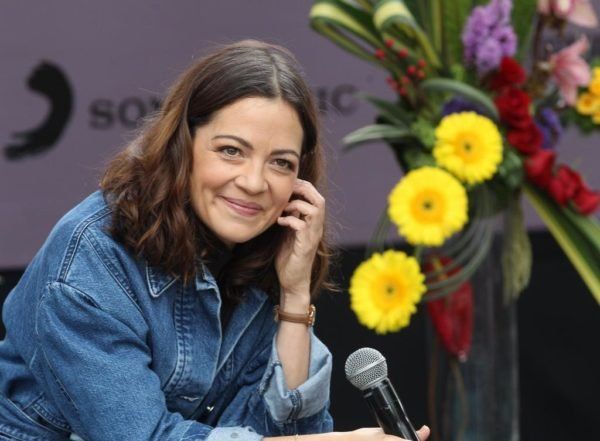 Natalia Lafourcade vuelve al escenario tras su “retiro temporal”