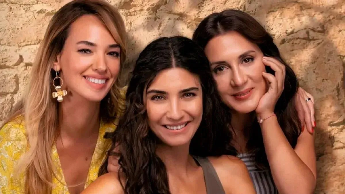 "Mi otra yo", la serie turca que es furor en Netflix. "Mi otra yo", la serie turca que es furor en Netflix.