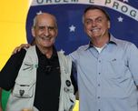 Jair Bolsonaro junto al jefe de Gabinete de Brasil, Luiz Ramos. Jair Bolsonaro junto al jefe de Gabinete de Brasil, Luiz Ramos.