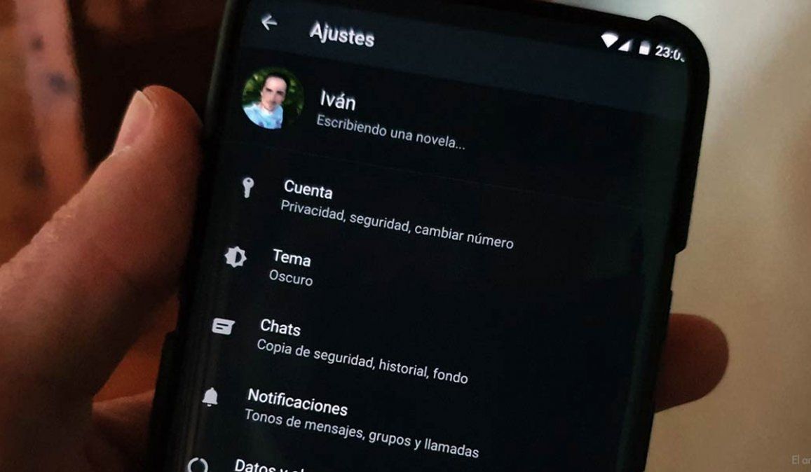 Cómo tener elmodo oscuro de WhatsApp antes que todos