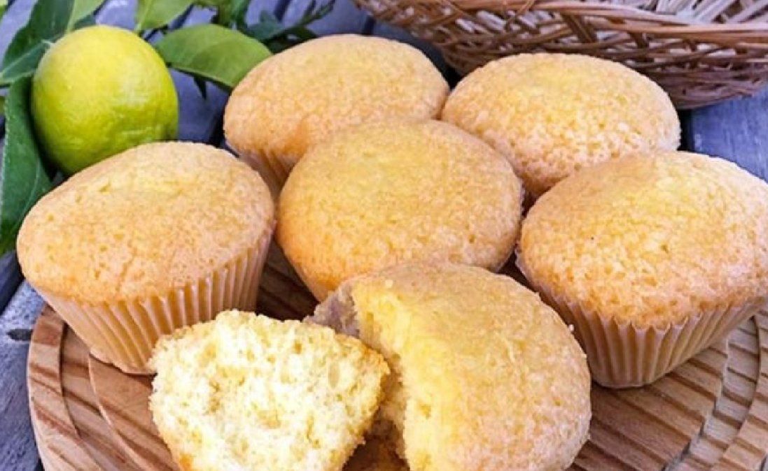 Cómo hacer magdalenas de polenta y limón caseras