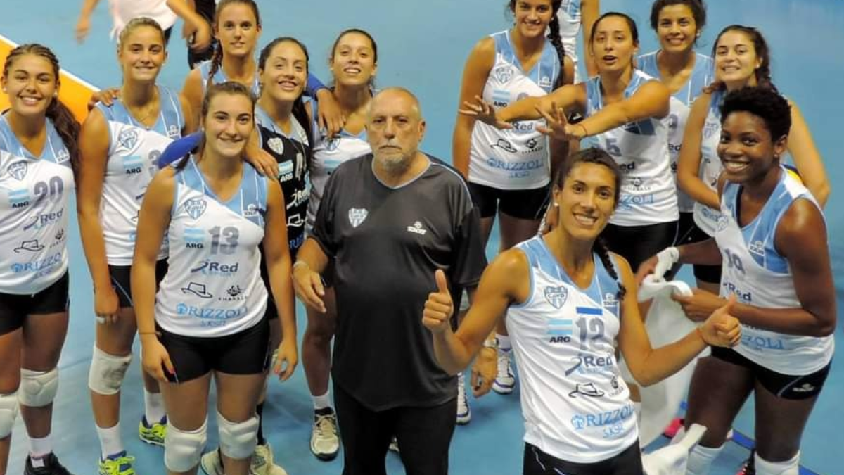 Combes estuvo ligado al vóley durante 65 años.&nbsp;