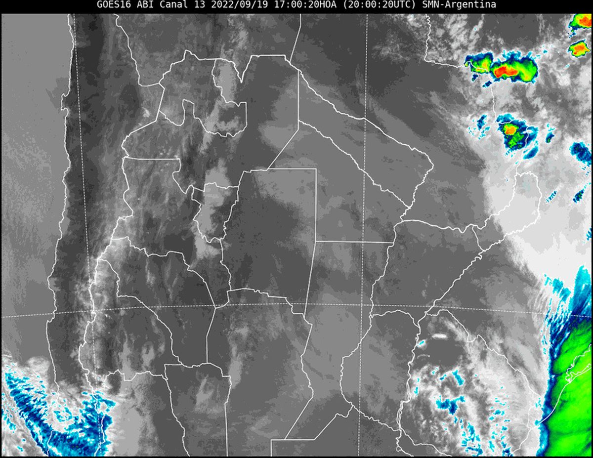 En la imagen satelital se observa abundante nubosidad cubriendo el cielo del centro y norte de la provincia.