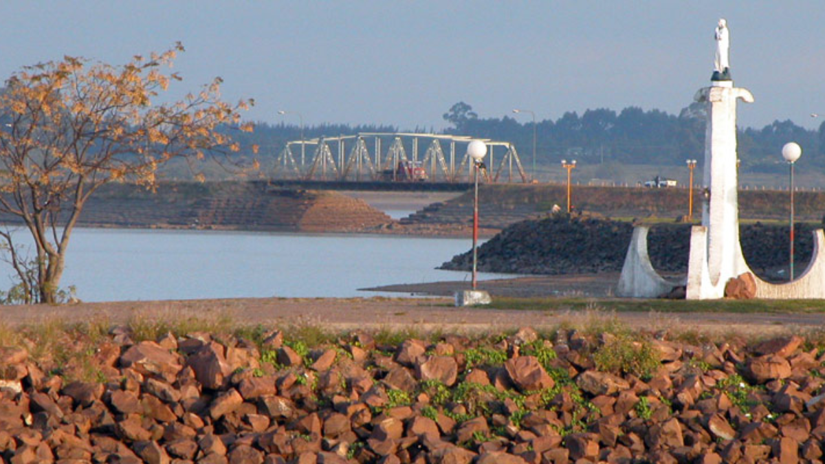 Desde la ciudad de Federación se puede visitar numerosos atractivos. Desde la ciudad de Federación se puede visitar numerosos atractivos.