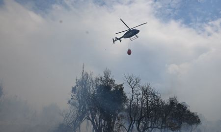 Los Alerces continúa con focos activos de incendios. Los Alerces continúa con focos activos de incendios.