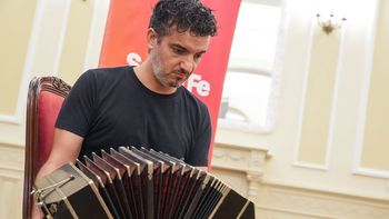 Con propuestas de primer nivel, se desarrolla el nuevo Festival de Tango de Santa Fe. Con propuestas de primer nivel, se desarrolla el nuevo Festival de Tango de Santa Fe.