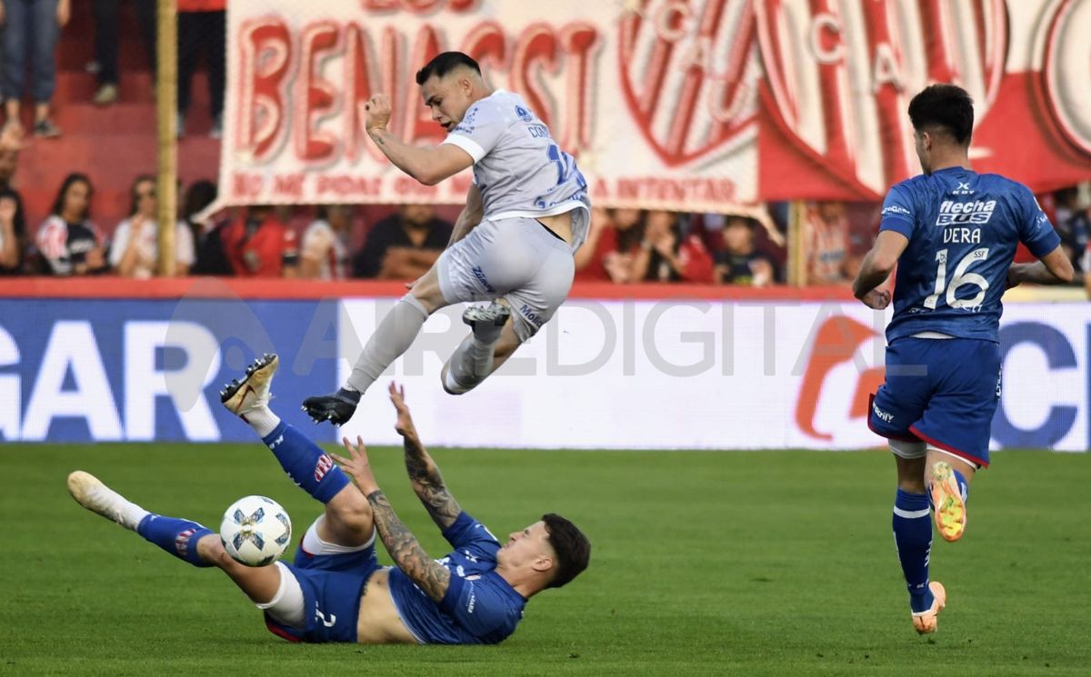 Franco Calderón, en el encuentro entre Unión y Godoy Cruz en el 15 de Abril. Franco Calderón, en el encuentro entre Unión y Godoy Cruz en el 15 de Abril.