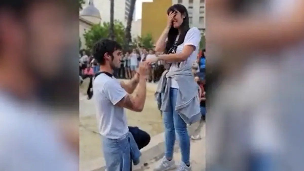 Le pidió casamiento el Día de la Lealtad Peronista en medio de Plaza de Mayo