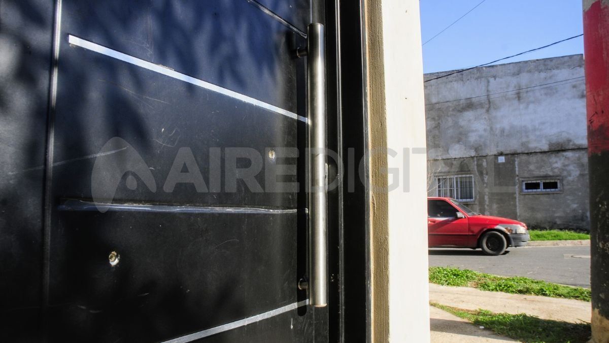 Una nena de ocho años resultó herida de bala tras un violento ataque a tiros contra una vivienda del barrio La Cerámica.