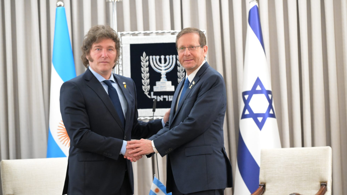 El objetivo es fortalecer las relaciones entre ambos países.