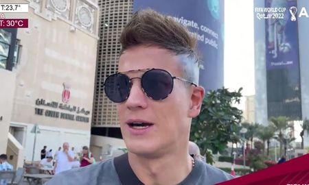 Sosa dio la entrevista mientras caminaba por Doha junto a su termo y el mate. Sosa dio la entrevista mientras caminaba por Doha junto a su termo y el mate.