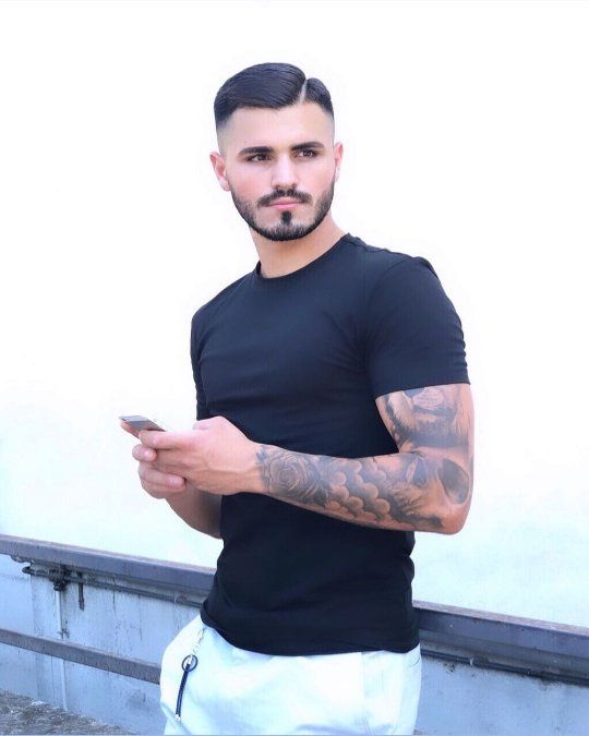 El doble de Mauro Icardi impacta a todos en las redes.