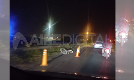 El accidente fatal ocurrió en la Autopista Rosario - Santa Fe, entre el puente sobre el Río Salado y el cruce con Avenida Circunvalación. El accidente fatal ocurrió en la Autopista Rosario - Santa Fe, entre el puente sobre el Río Salado y el cruce con Avenida Circunvalación.
