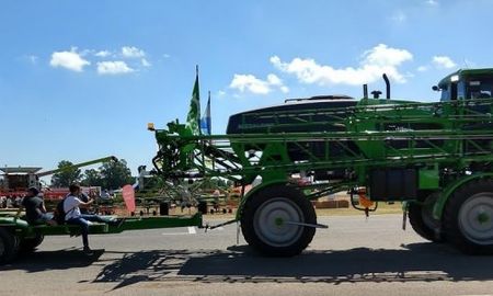 maquinaria agricola: despues del desplome, hay leves sintomas de una reactivacion maquinaria agricola: despues del desplome, hay leves sintomas de una reactivacion