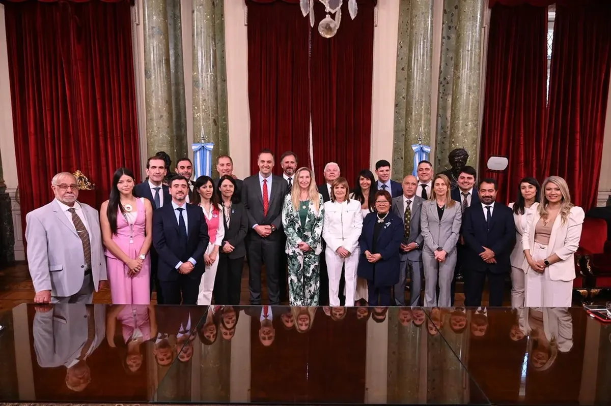 Villarruel logr&oacute; la designaci&oacute;n del nuevo secretario Administrativo, Alejandro Fitzgerald, una figura conocida en la C&aacute;mara alta.