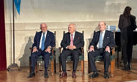 El juicio inició el 22 de abril de 1985 y las audiencias se prolongaron hasta agosto de ese año, donde declararon 839 testigos en unas 530 horas de audiencia. El juicio inició el 22 de abril de 1985 y las audiencias se prolongaron hasta agosto de ese año, donde declararon 839 testigos en unas 530 horas de audiencia.