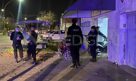 Intento de robo, persecución y arresto en barrio Villa Hipódromo. Intento de robo, persecución y arresto en barrio Villa Hipódromo.