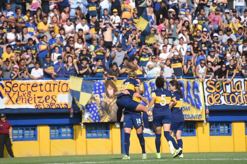 Boca Juniors apabulló a Defensores de Belgrano y se mantiene líder del campeonato