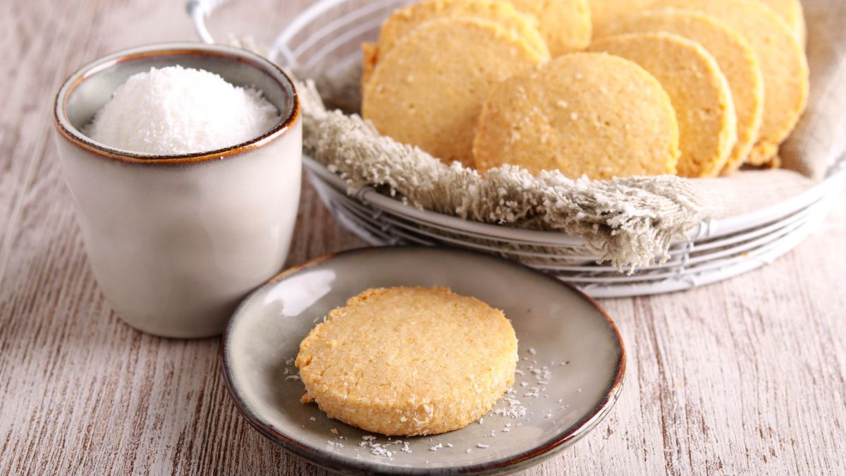 Estas galletas de coco no requieren t&eacute;cnicas complejas y se preparan en pocos minutos.