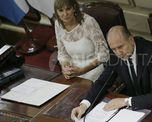Omar Perotti dio su primer discurso como gobernador de Santa Fe, luego de jurar con la presencia del presidente Alberto Fernández Omar Perotti dio su primer discurso como gobernador de Santa Fe, luego de jurar con la presencia del presidente Alberto Fernández
