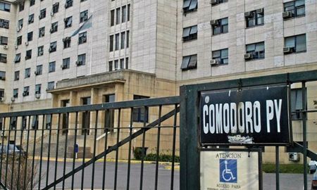 Suspenden provisoriamente el paso de la causa de espionaje a Comodoro Py. Suspenden provisoriamente el paso de la causa de espionaje a Comodoro Py.