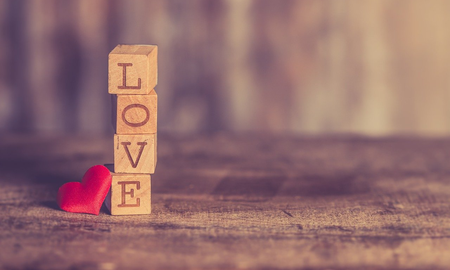 Llega el día de San Valentín y en esta nota te contamos cómo agasajar a tu pareja según su signo. Llega el día de San Valentín y en esta nota te contamos cómo agasajar a tu pareja según su signo.