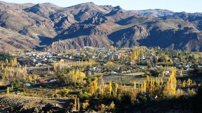 Así es Varvarco, el destino de Neuquén donde los ríos se abrazan y el paisaje emociona