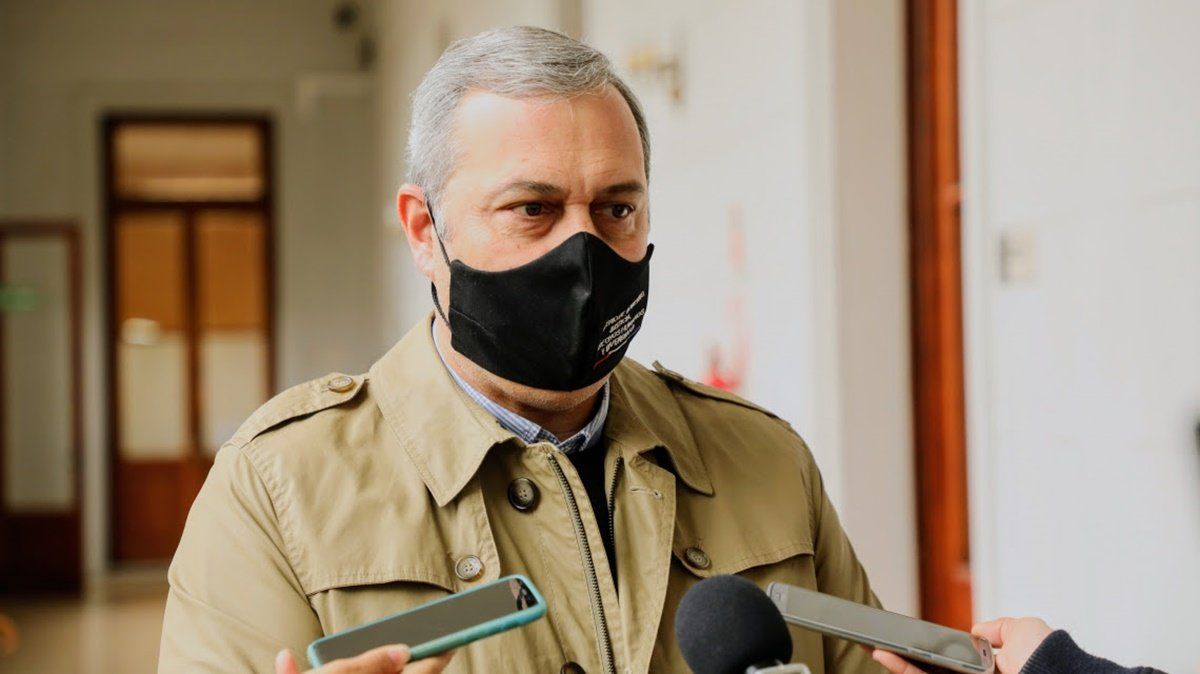 El secretario de Asuntos Penitenciarios, Walter Gálvez explicó que la decisión obedece a la necesidad de ampliar la cantidad de personal y por eso se realiza la inscripción para 200 aspirantes.