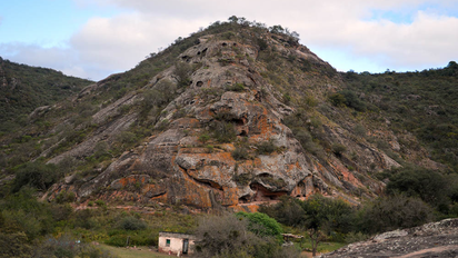 Escapada a un cerro mágico de Córdoba, donde el arte rupestre y naturaleza sorprenden a todos