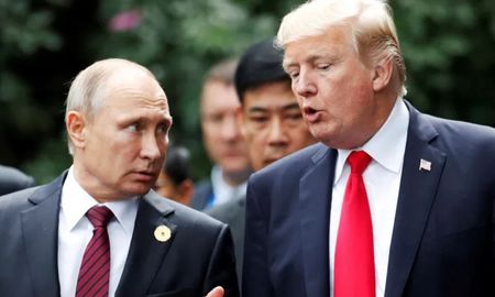 El presidente de los Estados Unidos, Donald Trump, afirmó que su par de Rusia, Vladímir Putin, le “falló” en la gestión del conflicto en Ucrania. El presidente de los Estados Unidos, Donald Trump, afirmó que su par de Rusia, Vladímir Putin, le “falló” en la gestión del conflicto en Ucrania.