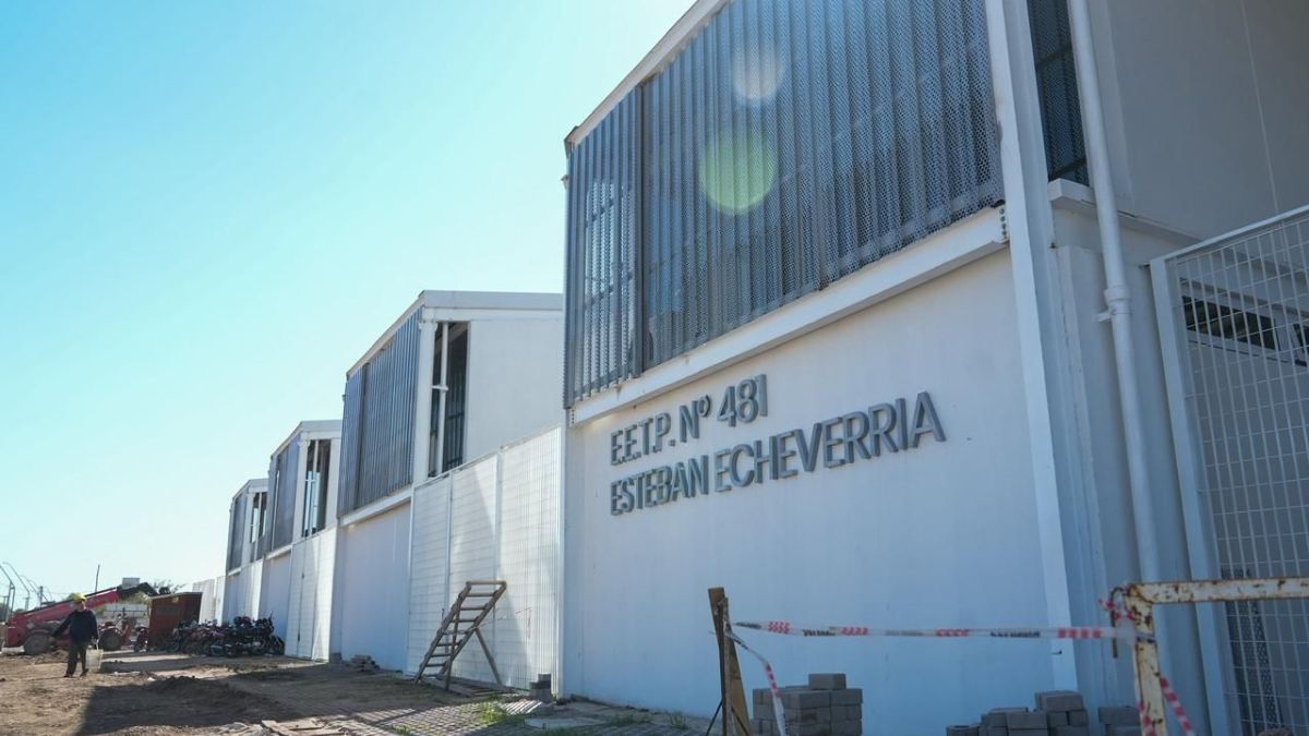 La obra de la nueva escuela Echeverr&iacute;a demand&oacute; una inversi&oacute;n cercana a los $ 20.000 millones.
