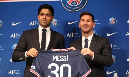 La camiseta del Paris Saint-Germain fue prohibida por autoridades francesas en la previa al partido entre el PSG y el Brest por la Ligue 1. La camiseta del Paris Saint-Germain fue prohibida por autoridades francesas en la previa al partido entre el PSG y el Brest por la Ligue 1.