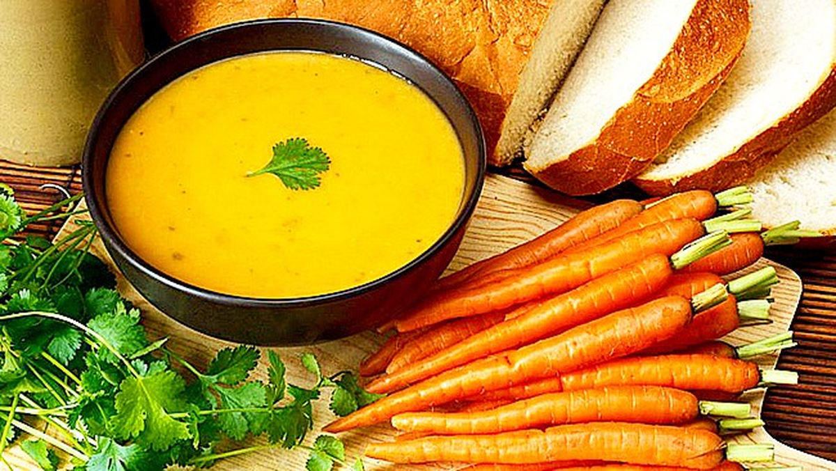 Esta receta de sopa de zanahorias es ideal para los días de temperaturas más bajas. Esta receta de sopa de zanahorias es ideal para los días de temperaturas más bajas.