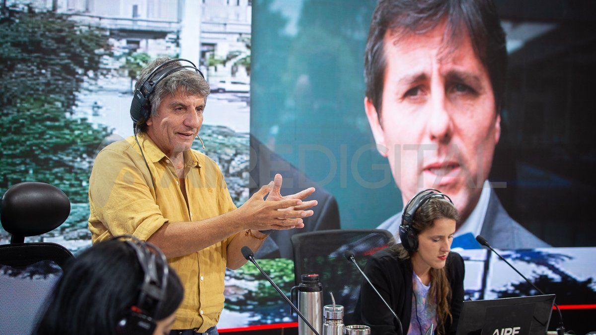 En la entrevista con Mino, Schiappa Pietra recordó que el senador Traferri aparece vinculado con la gestiones para entregar el juego legal a Leonardo Peiti, la cabeza de la red de juego ilegal en la provincia.