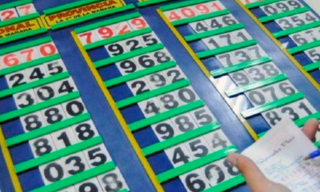 A pesar de que su estrategia demandaba una gran inversión de tiempo y dinero, Mandel pudo hacerse con una gran fortuna mediante esta modalidad. Tan solo en Rumania logró ganar el premio en 12 oportunidades. A pesar de que su estrategia demandaba una gran inversión de tiempo y dinero, Mandel pudo hacerse con una gran fortuna mediante esta modalidad. Tan solo en Rumania logró ganar el premio en 12 oportunidades.