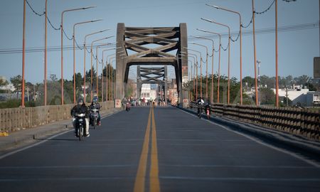 Aire de Santa Fe | puente carretero.jpg
