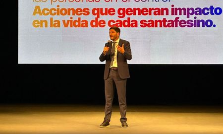 El encuentro fue encabezado por el gobernador de Santa Fe, Maximiliano Pullaro. El encuentro fue encabezado por el gobernador de Santa Fe, Maximiliano Pullaro.