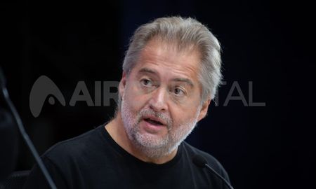 El diputado nacional, Roberto Mirabella confirmó que acompañará el acuerdo con el Fondo Monetario. El diputado nacional, Roberto Mirabella confirmó que acompañará el acuerdo con el Fondo Monetario.