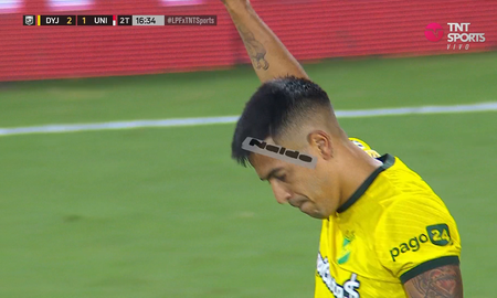 Uvita Fernández pidió perdón tras su doblete ante Unión. Uvita Fernández pidió perdón tras su doblete ante Unión.