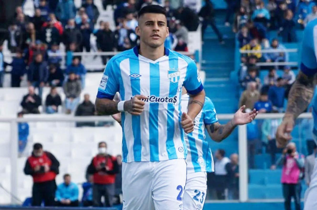 El inesperado 10 que Boca miró del fútbol argentino.