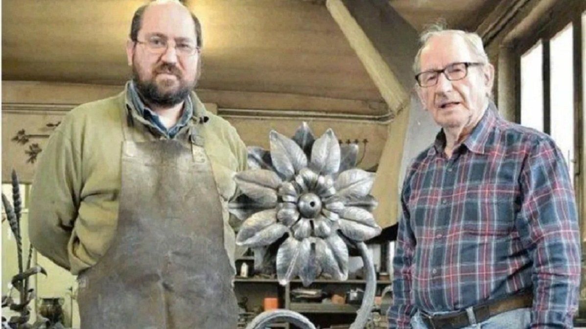 Alberto Bertucci y uno de sus hijos