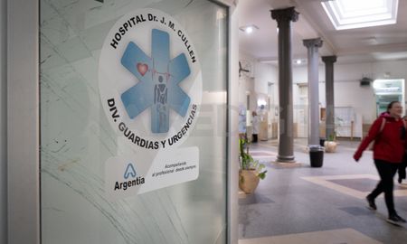 El hombre herido de arma de fuego fue trasladado al Hospital Cullen. El hombre herido de arma de fuego fue trasladado al Hospital Cullen.