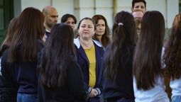 “La falta de mirada del adulto deja un vacío”: la advertencia sobre el rol clave en la crianza.