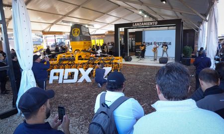 El sueño de Agrometal no tiene límites: la nueva sembradora ADX Z, innovación para el suelo argentino y el mundo. El sueño de Agrometal no tiene límites: la nueva sembradora ADX Z, innovación para el suelo argentino y el mundo.